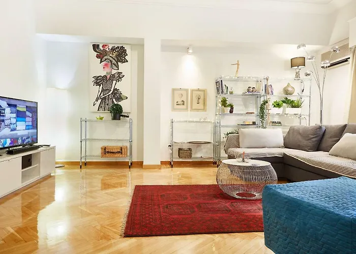 Chloe Boutique Apartments Metropolis